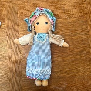 Holly Hobbie Day ‘N Night Ragdoll from Knickerbocker